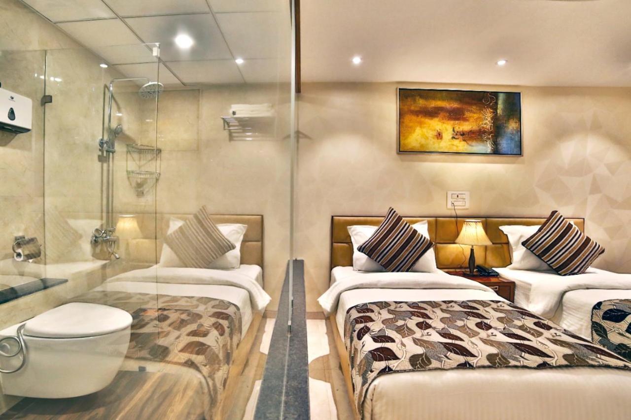 Hotel Kings Heritage Surate Extérieur photo