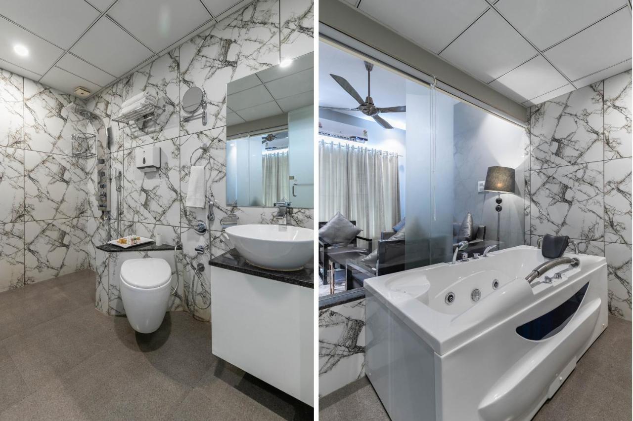 Hotel Kings Heritage Surate Extérieur photo