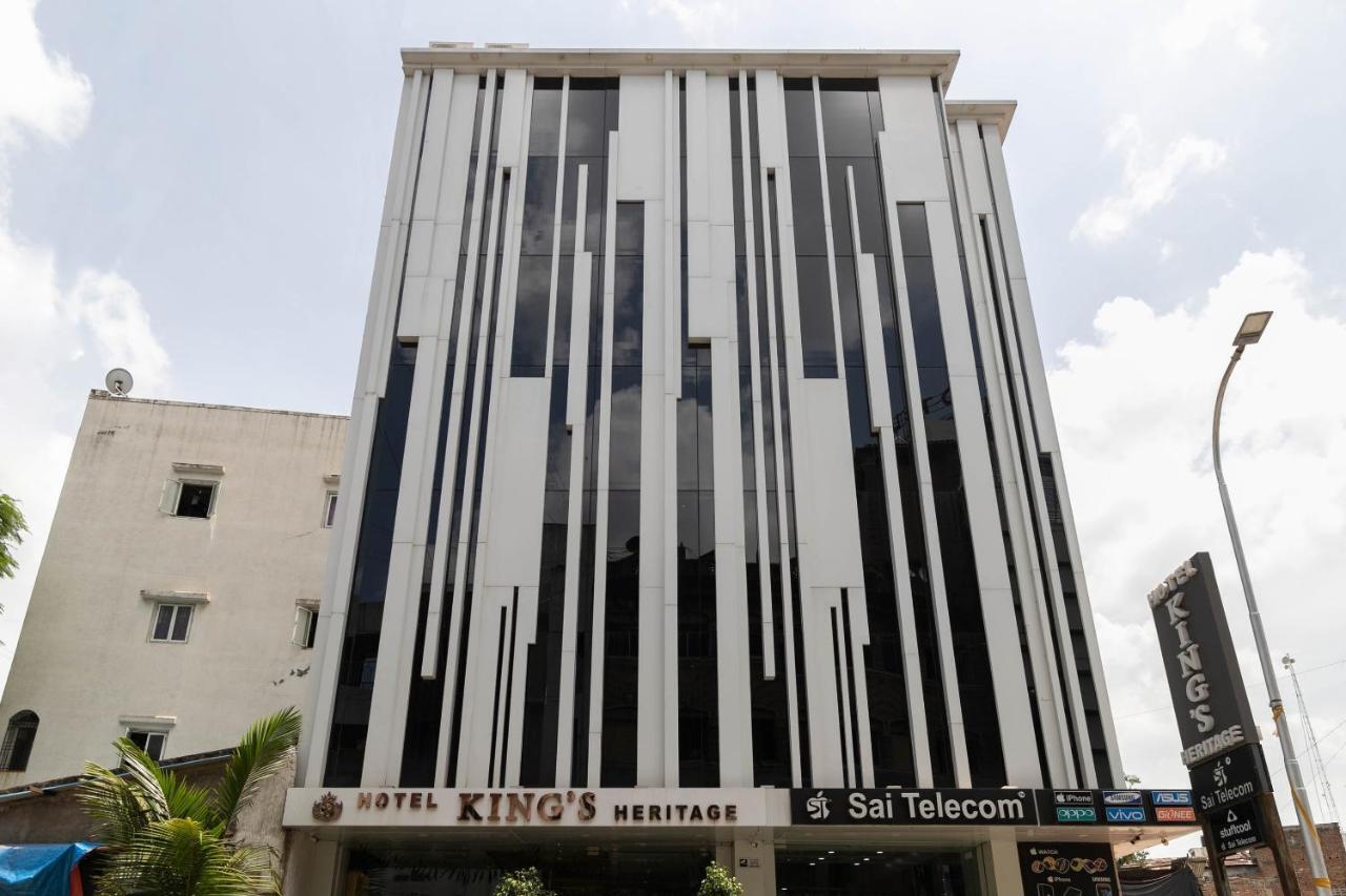 Hotel Kings Heritage Surate Extérieur photo